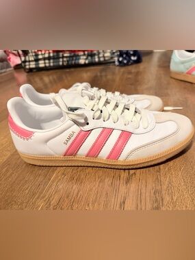 Adidas sambas